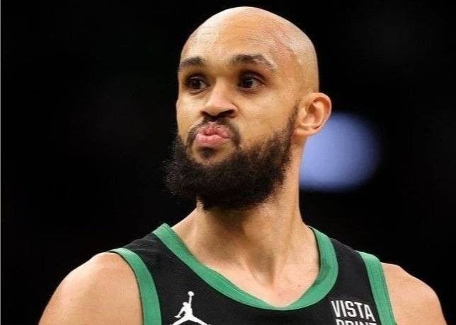 怀特：马祖拉在练习时会播放机关枪音效，让我们迅速进入竞技状态