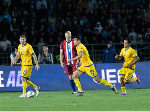 纳威 vs 哈萨克斯坦