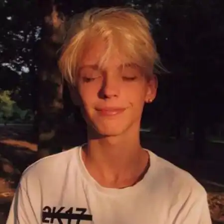 6686体育官网银牌作者Elijah