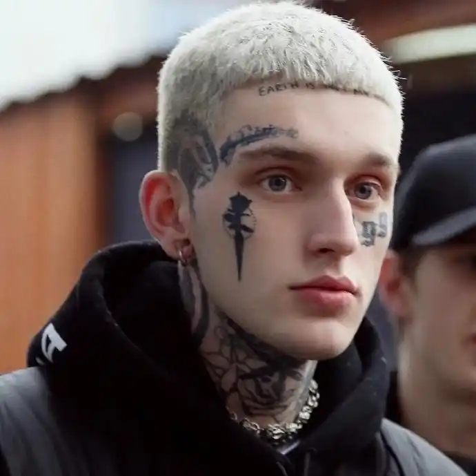 6686体育官网海外作者风中追风