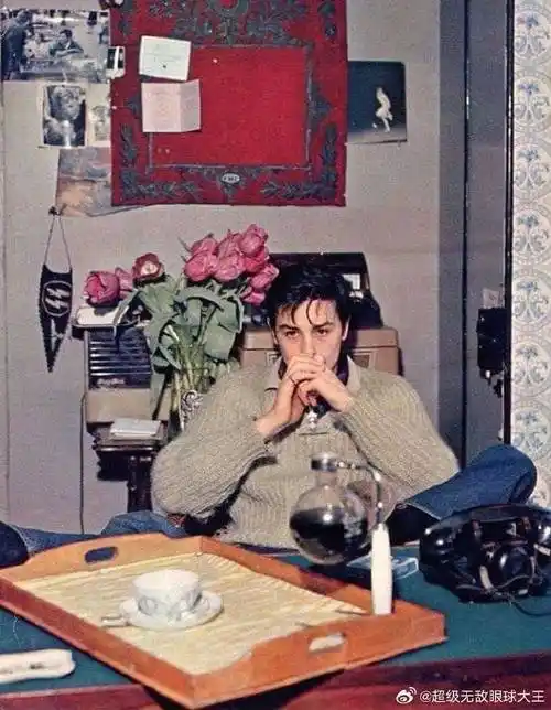 6686体育官网铁牌作者Matthew