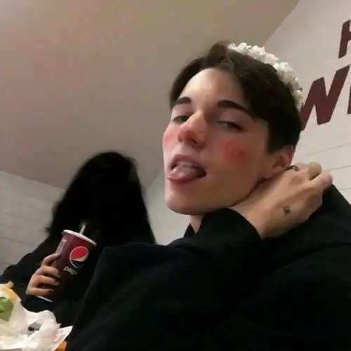 6686体育官网合作伙伴John