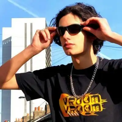 6686体育官网铜牌作者Sierra