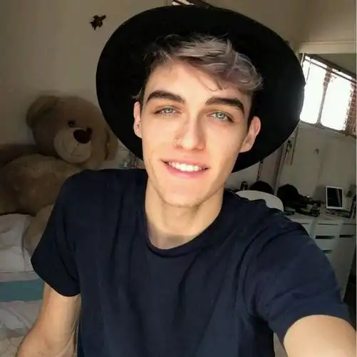 6686体育官网官方作者Samuel