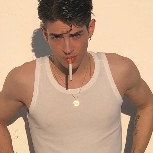 6686体育官网铁牌作者Logan