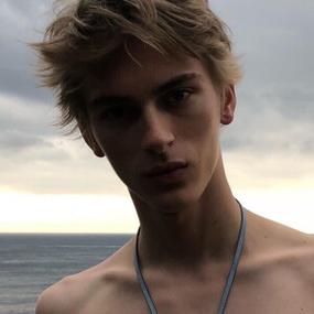 6686体育官网海外作者Harley