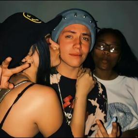 6686体育官网钻石作者Frances