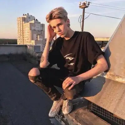 6686体育官网铁牌作者浅夏轻唱