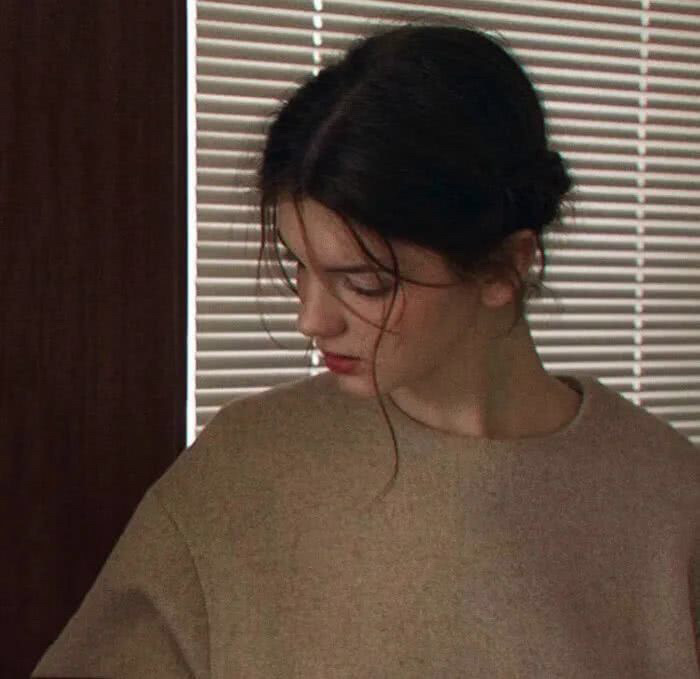 6686体育官网金牌作者Carmen